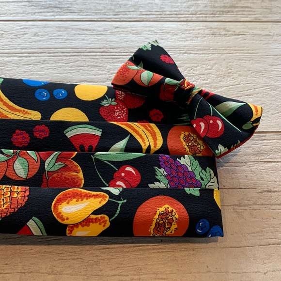 Other - Men's Pleated Cummerbund and Bow Tie Set